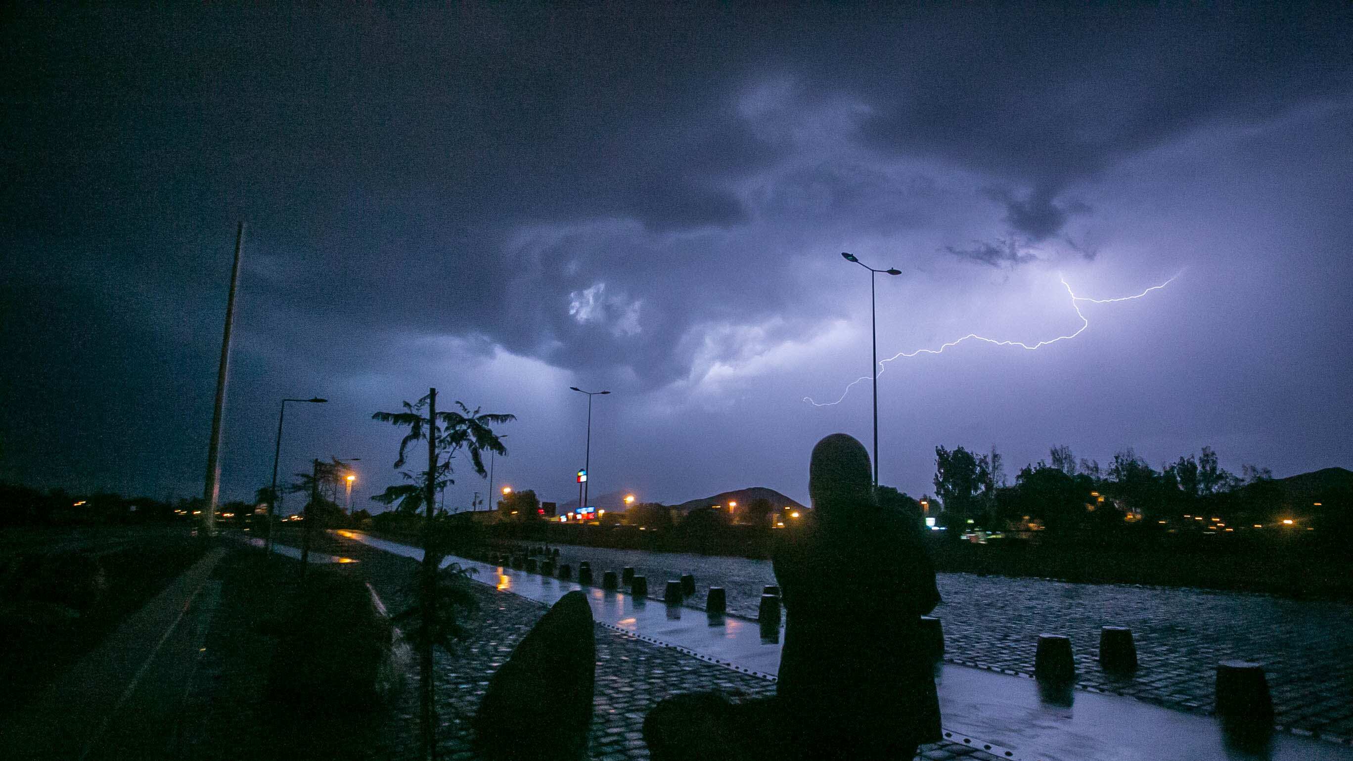 Clima en CDMX pronostican lluvias y chubascos por la tarde noche, según reporte meteorológico