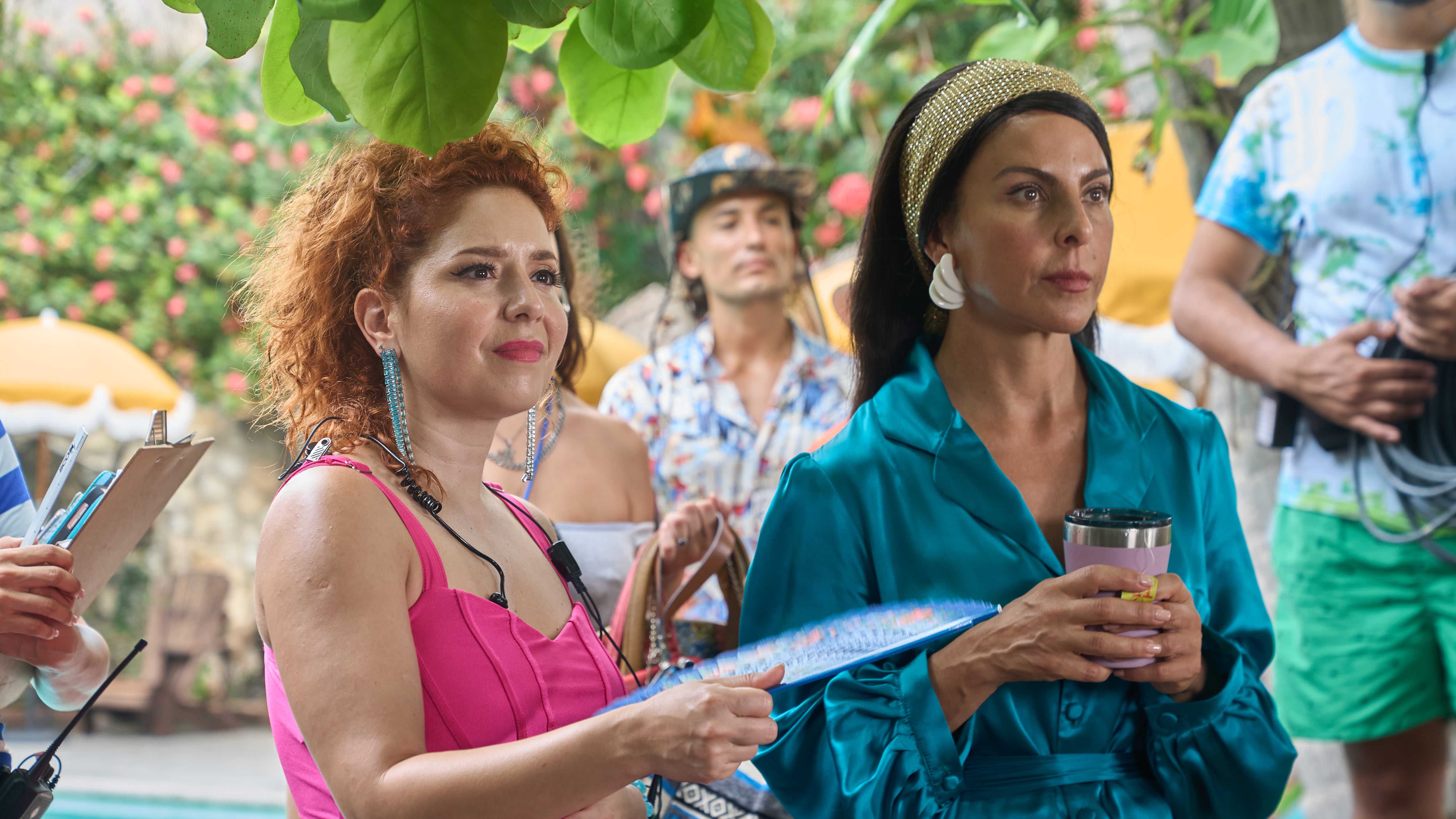 Kate del Castillo y Diana Bovio plasman un mensaje de empoderamiento en ‘La más fan’