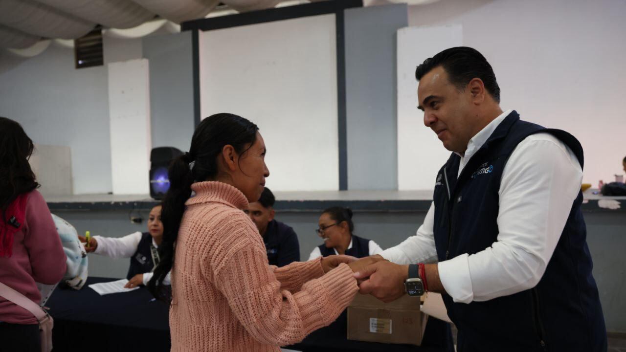 Refuerza Luis Nava la política social en Tequisquiapan