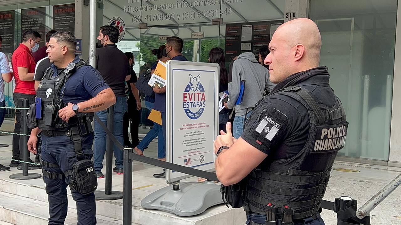 Además de retirar a los coyotes, las autoridades realizarán operativos contra los apartalugares que secuestran el espacio público.