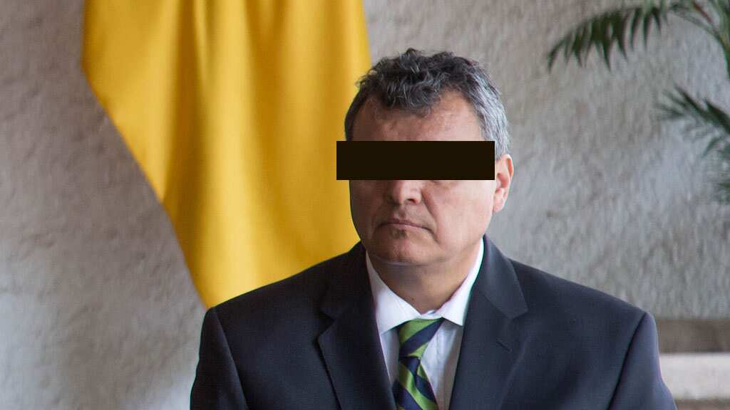 José de Jesús Covarrubias Dueñas tramitó diferentes amparos, incluso uno para evitar ser separado de su cargo como magistrado y que le redujeran su sueldo.