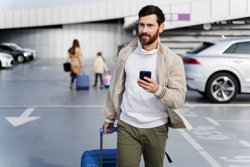Ya sea que tu padre sea un amante de la aventura natural, las altas velocidades o de los viajes por la ciudad, aprovecha para regalarle un viaje único