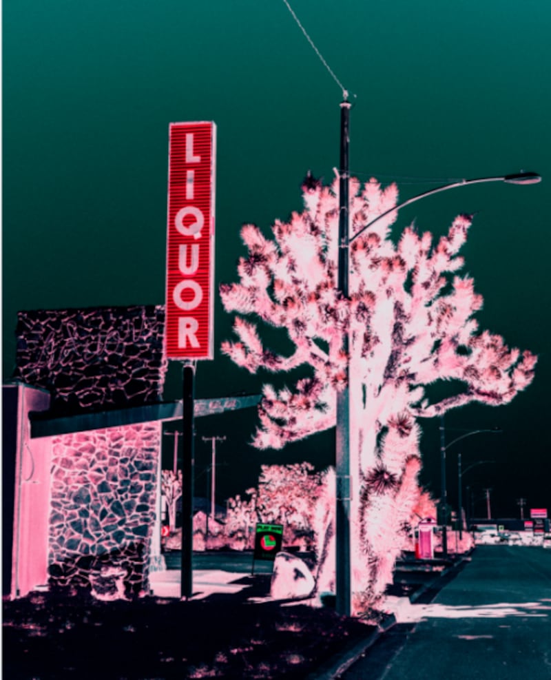 "Yucca Valley Liquor store", 2021.
Cooper Seykens.