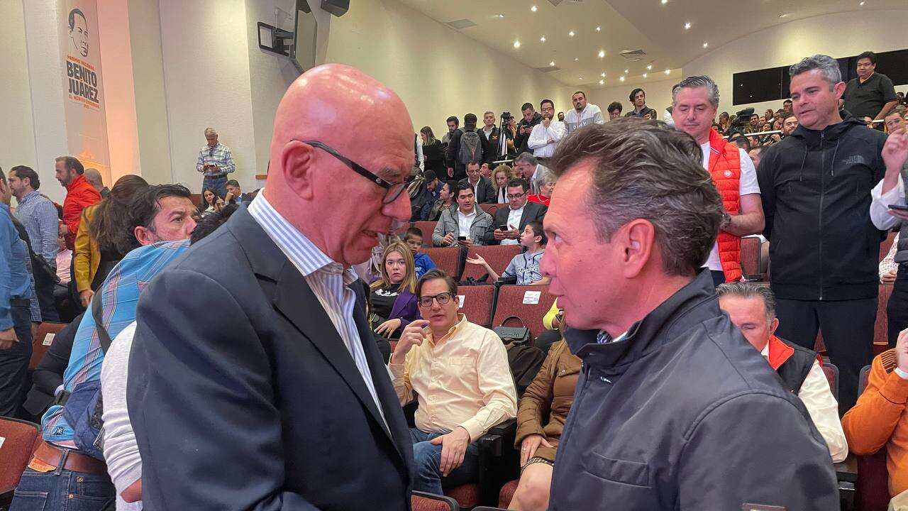 Pablo Lemus con el dirigente de Movimiento Ciudadano, Dante Haro.