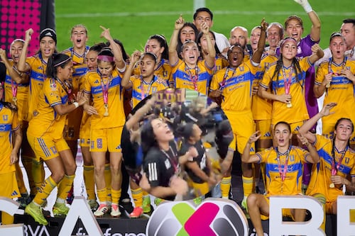 Tigres se burla del América con “Mi Mayor Anhelo” tras coronarse en la Liga Femenil