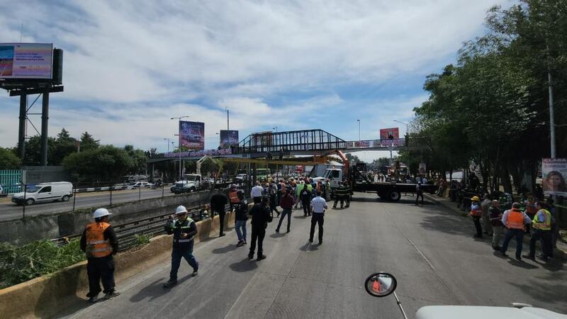 Trabajos en la Línea 5 del Metro para retirar tráiler y puente