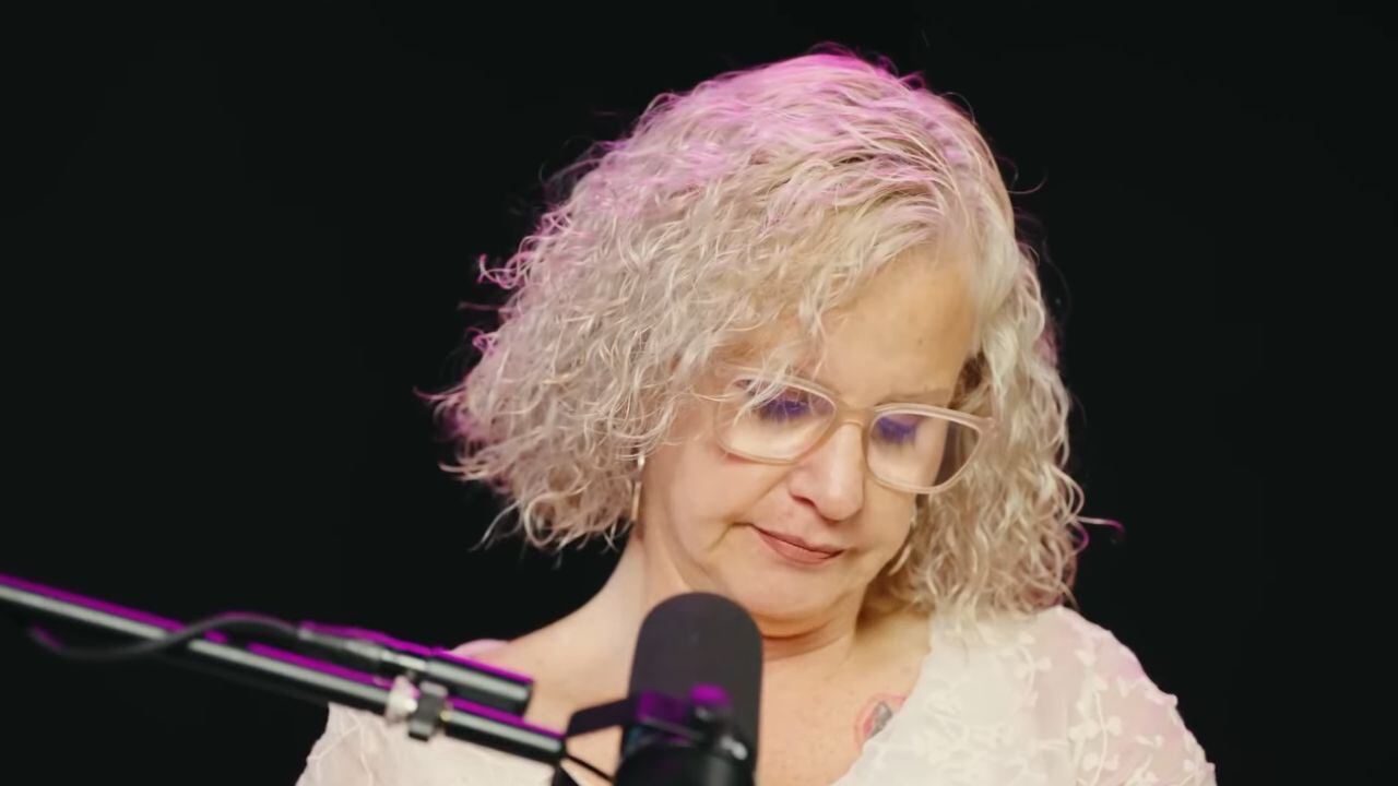 La mamá de Gala Montes revela que la actriz le dio una golpiza.