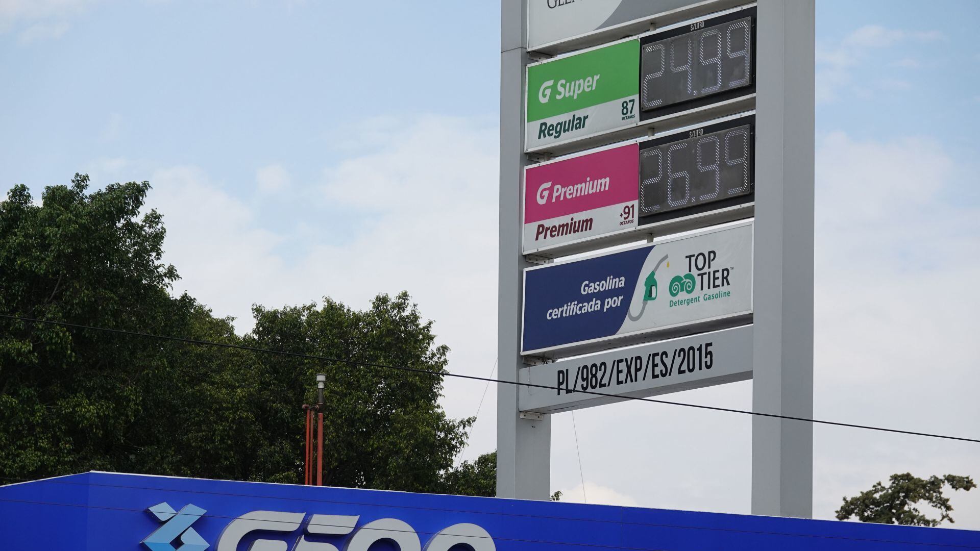 Morena y la farsa de la gasolina a 10 pesos