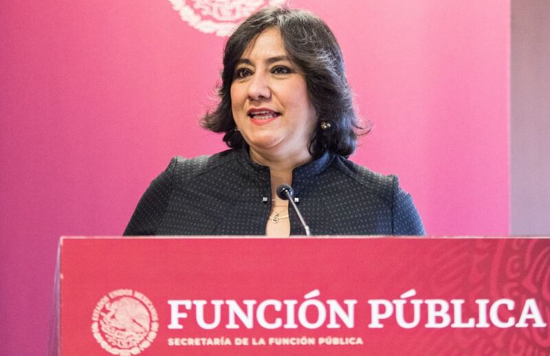 CIUDAD DE MÉXICO. 20FEBRERO2020.- Firma de Convenio de Colaboración entre la Secretaría de la Función Pública que representa Irma Eréndira Sandoval y por parte de la Comisión Nacional de los Derechos Humanos, Rosario Piedra Ibarra, esta mañana en la SFP.