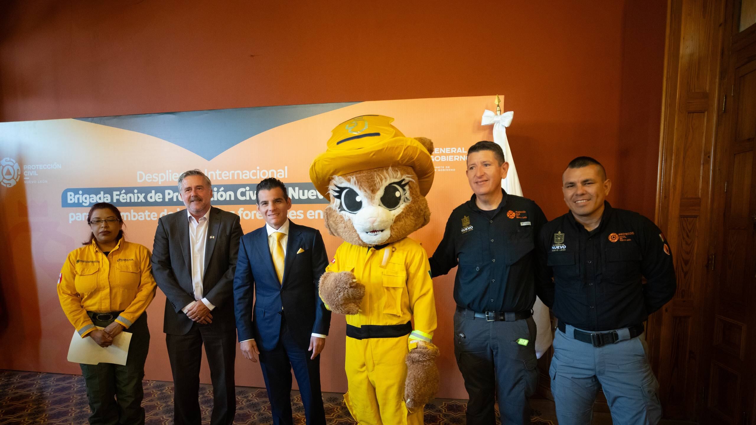 El director de Protección Civil de Nuevo León, Erik Cavazos, detalló que los rescatistas que apoyarán en Canadá están altamente capacitados.