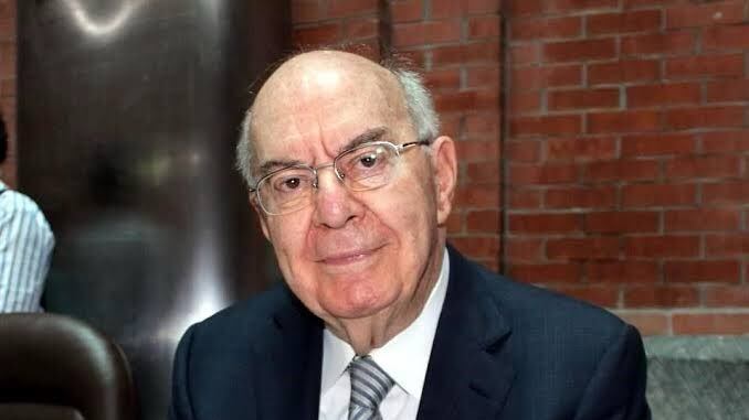 Garza Lagüera compartió sus experiencia laborales en el libro "Mis años en Cervecería".