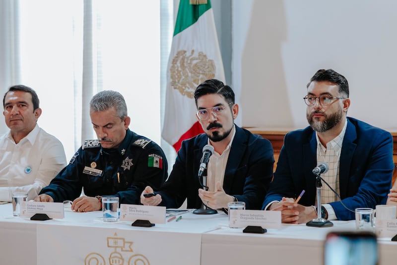 CORTESÍA