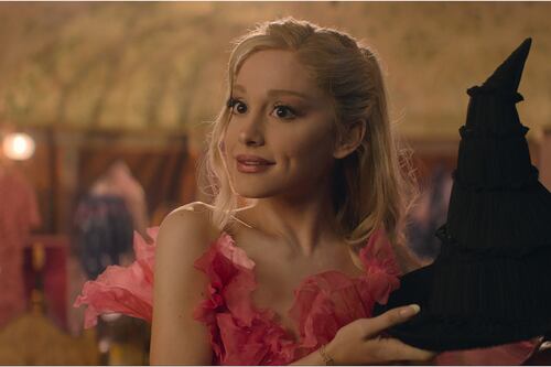 Ariana Grande comparte emotivo mensaje tras recibir nominación en los Oscar