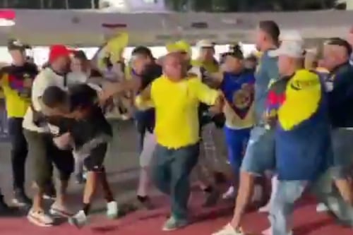 Aficionados del América se pelean entre ellos tras la derrota ante Atlas: Video