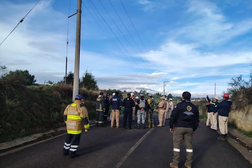 Fuga de gas por toma clandestina moviliza a Pemex y obliga a evacuar a 120 personas