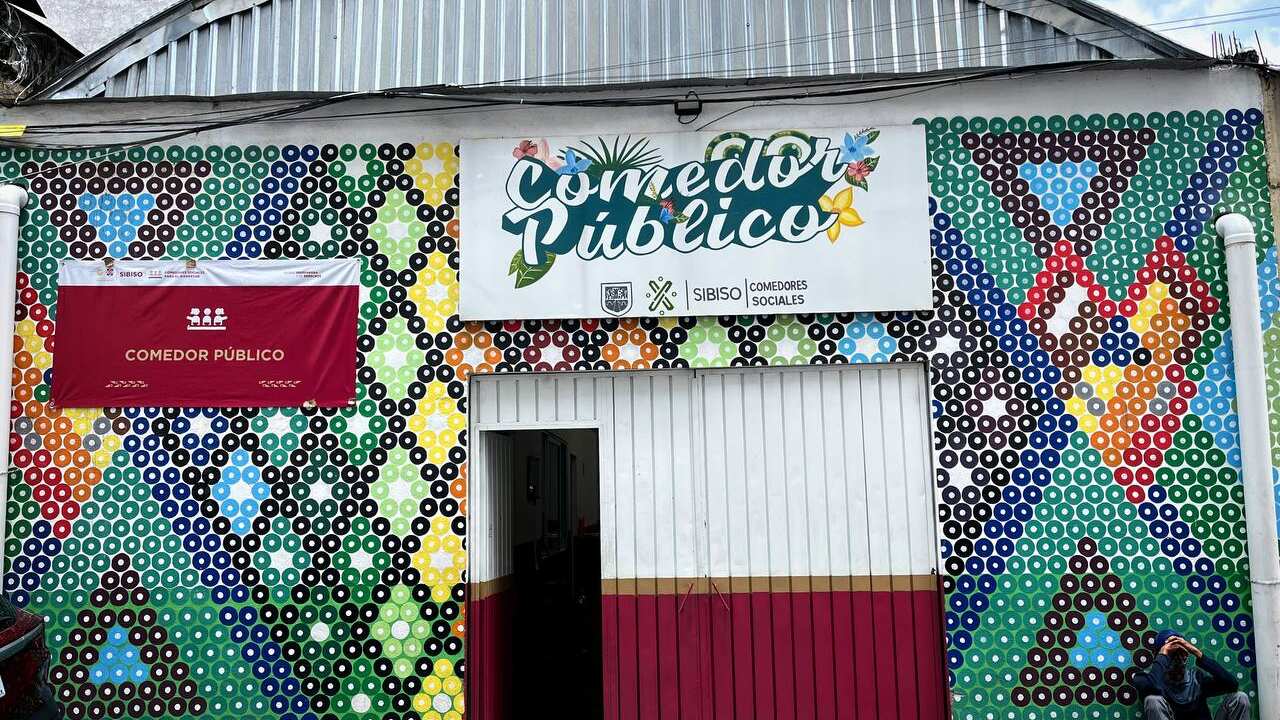 En la CDMX cuenta con 47 Comedores Públicos para el Bienestar donde ofrece comida sin costo a la población.