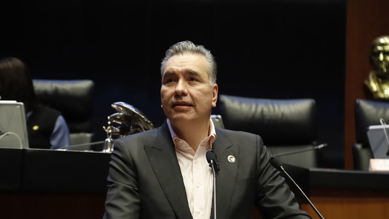 Fernández señaló que las declaraciones electorales de políticos de Canadá es riesgoso.