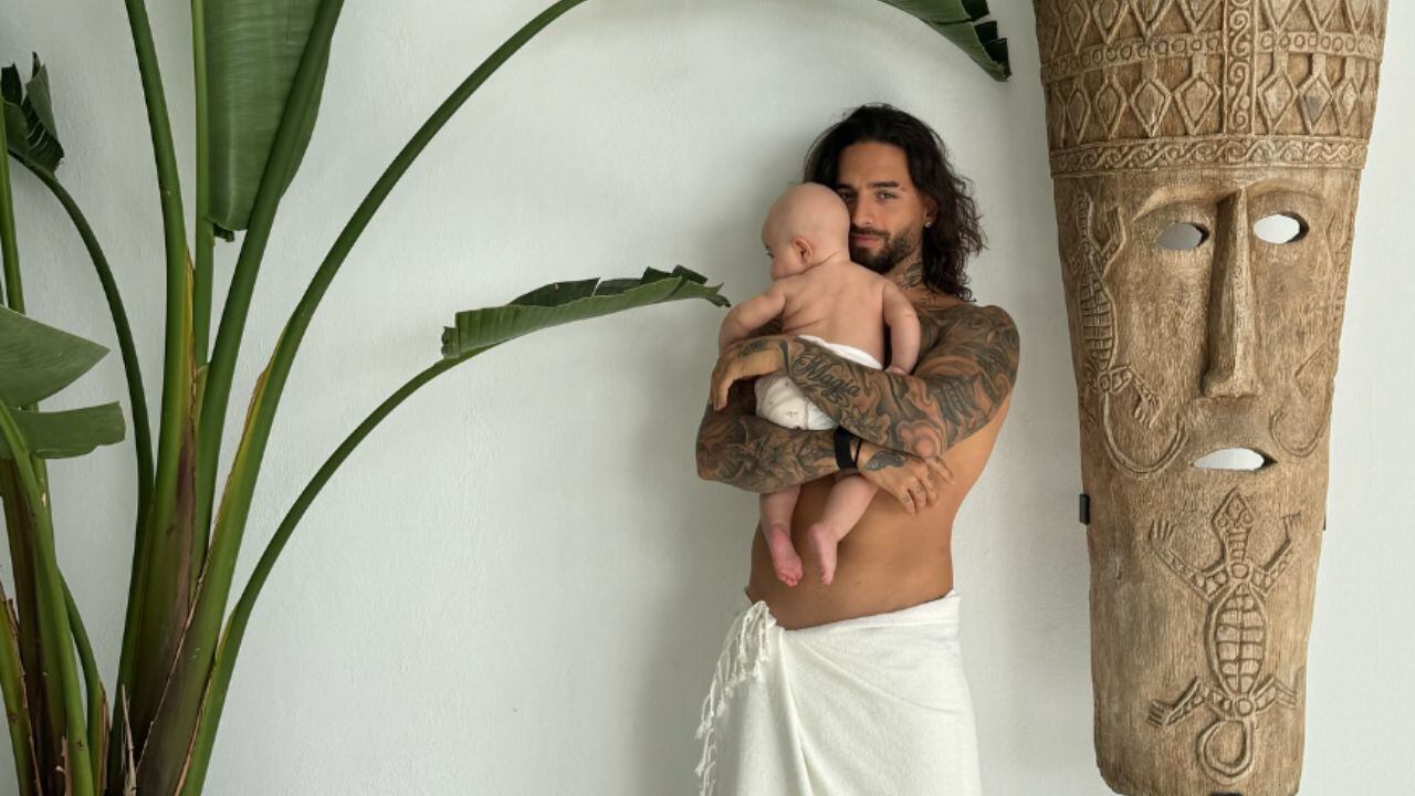 Maluma solicita niñera y así reaccionan sus fans