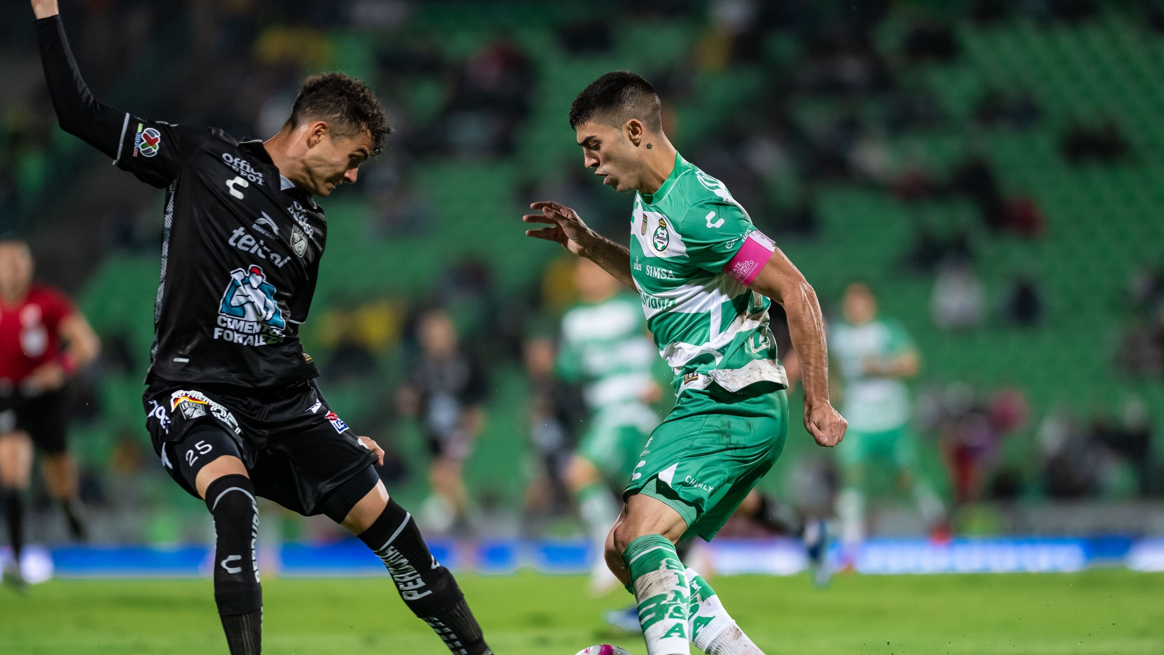 León vs. Santos.