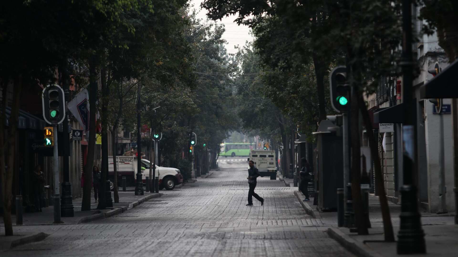 Calles de la CDMX lucen desiertas en Navidad del 2023