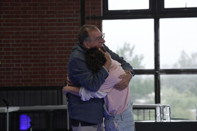 El coreógrafo Kenny Ortega junto a Priano de SANTOS BRAVOS