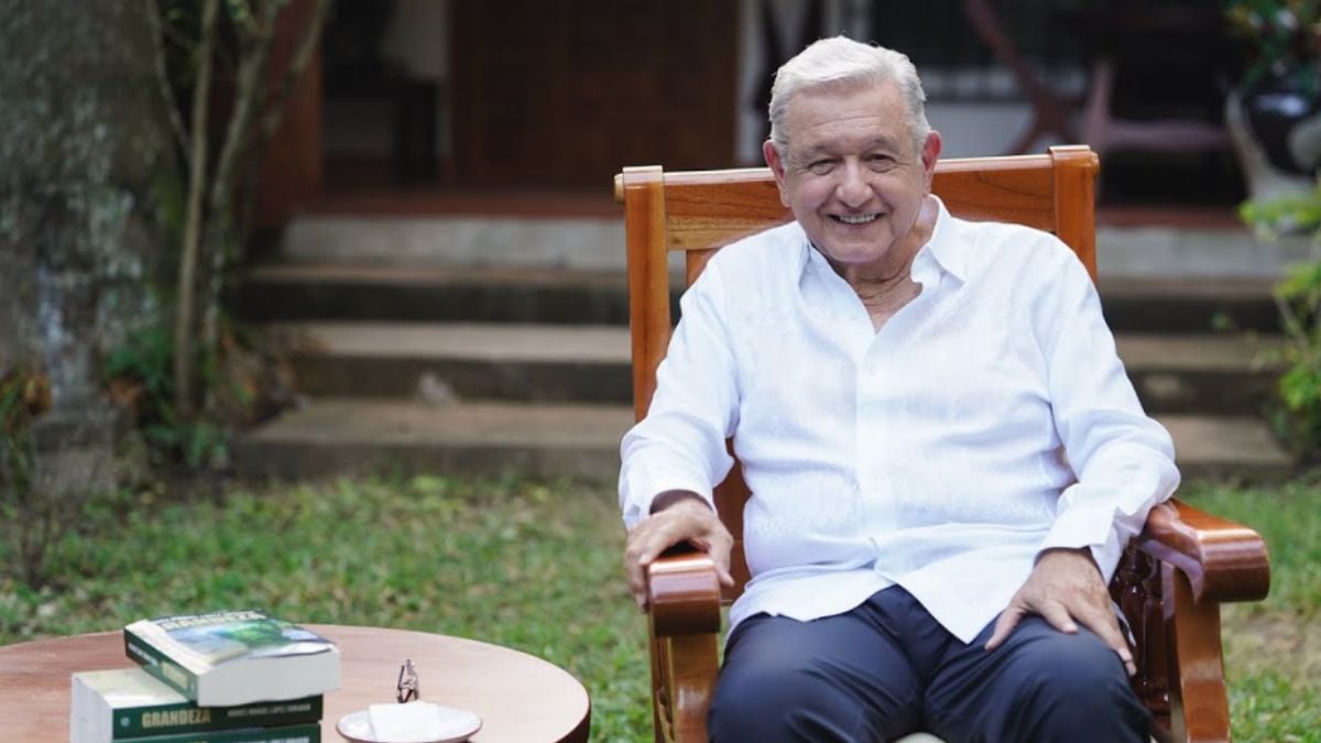 Video “Grandeza”: AMLO reaparece y presenta oficialmente su nuevo libro