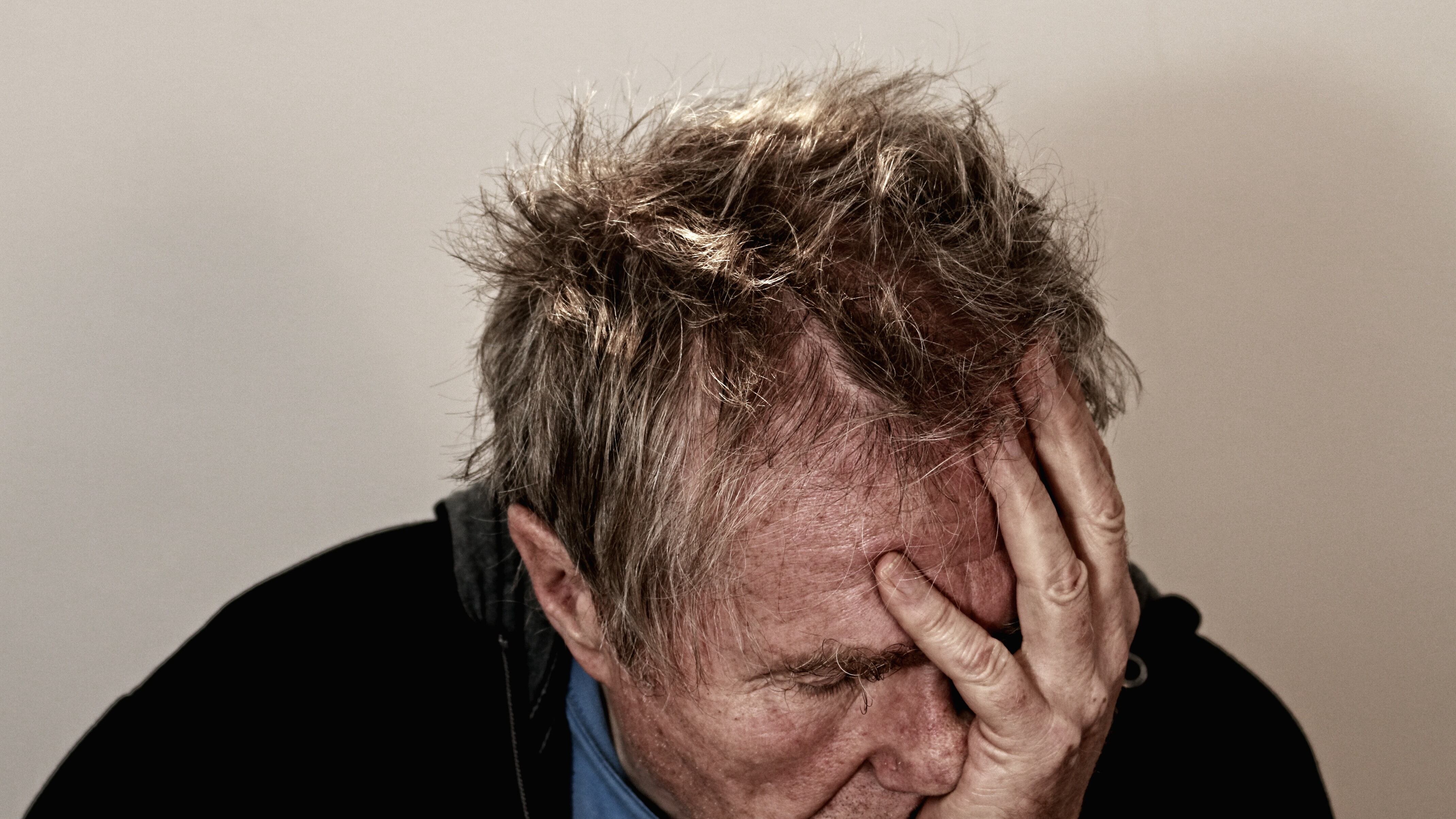 De acuerdo a datos de la UANL la edad más propicia para desarrollar este padecimiento es entre los 55 y los 80 años de edad.