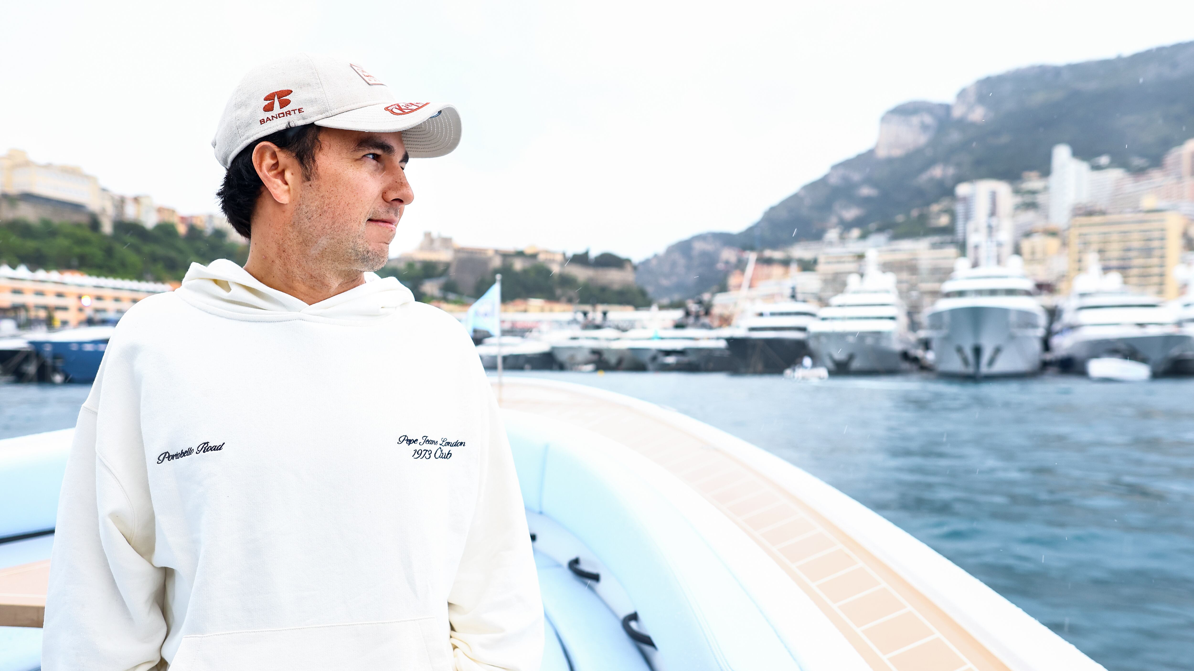 'Checo' Pérez protagoniza producción de Red Bull TV ganadora de un Sports Emmy 2024.