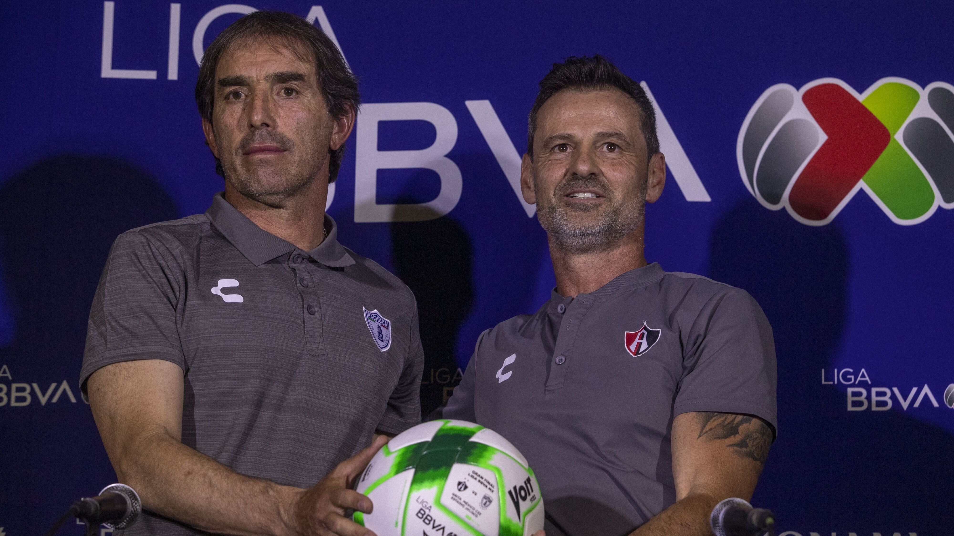 Guillermo Almada deseó suerte a Diego Cocca en la Selección mexicana.