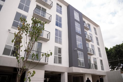 Después de ocho años, damnificados del sismo de 2017 regresan a casa en la Narvarte