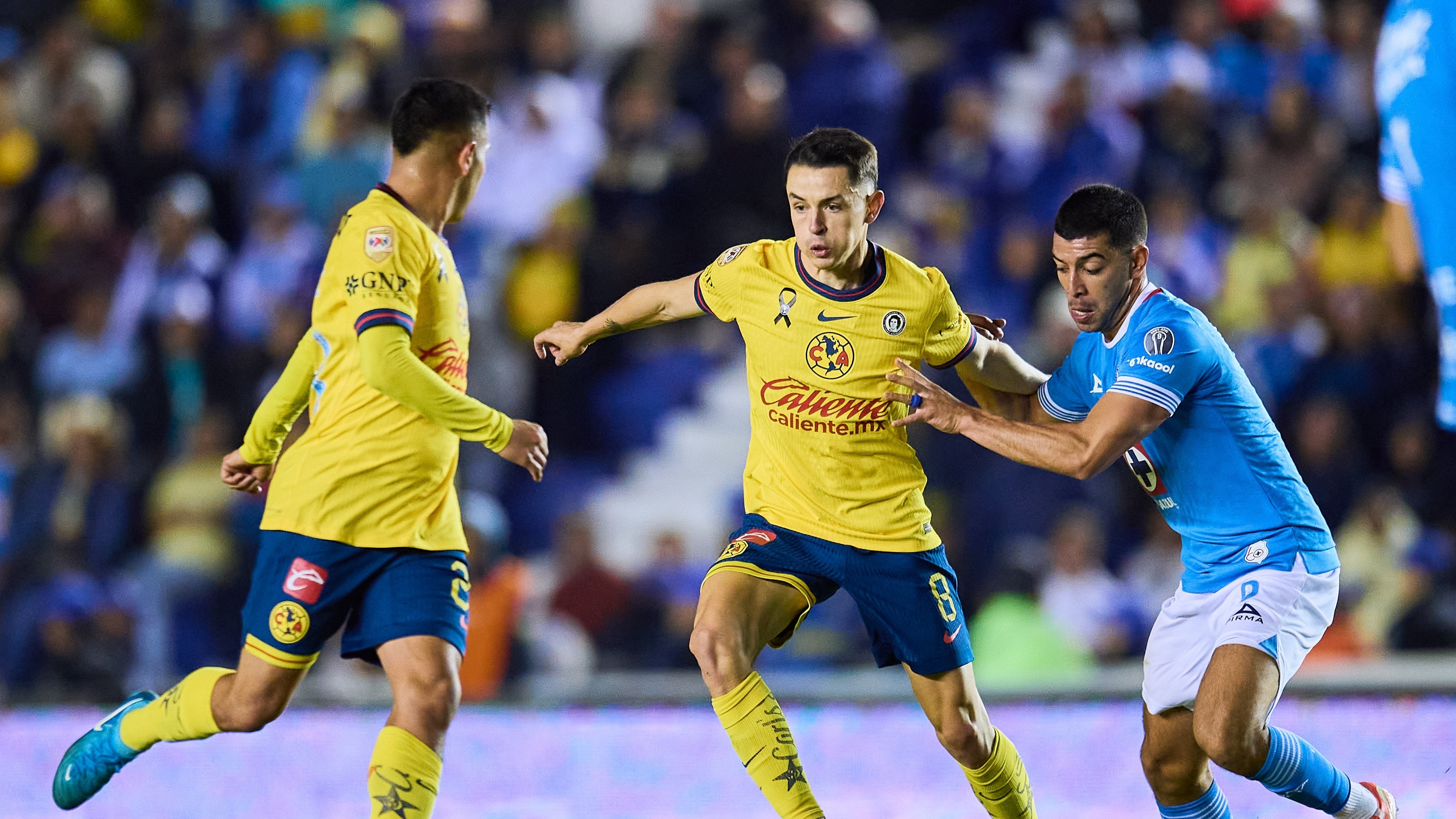 América y Cruz Azul se vuelven a enfrentar en la antesala de la final.