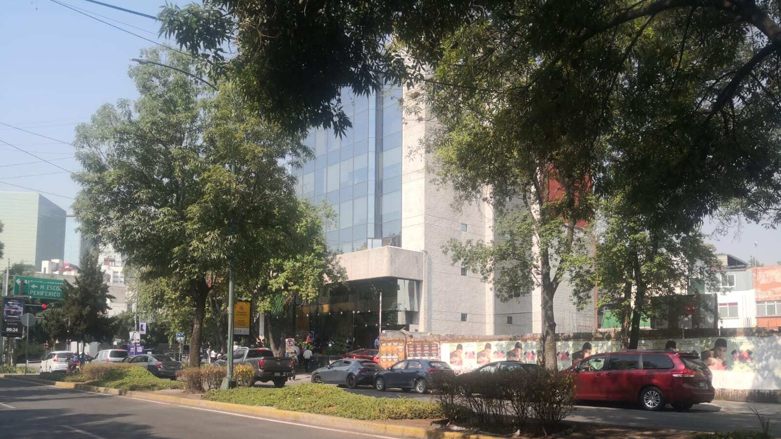 El vigilante que custodiaba el local fue golpeado pero su estado no es de gravedad