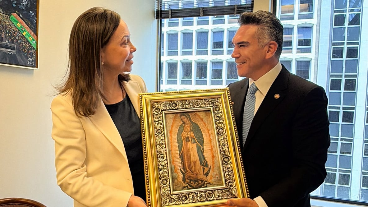 “México debe mirar a Venezuela”: Alito Moreno se reúne con María Corina Machado