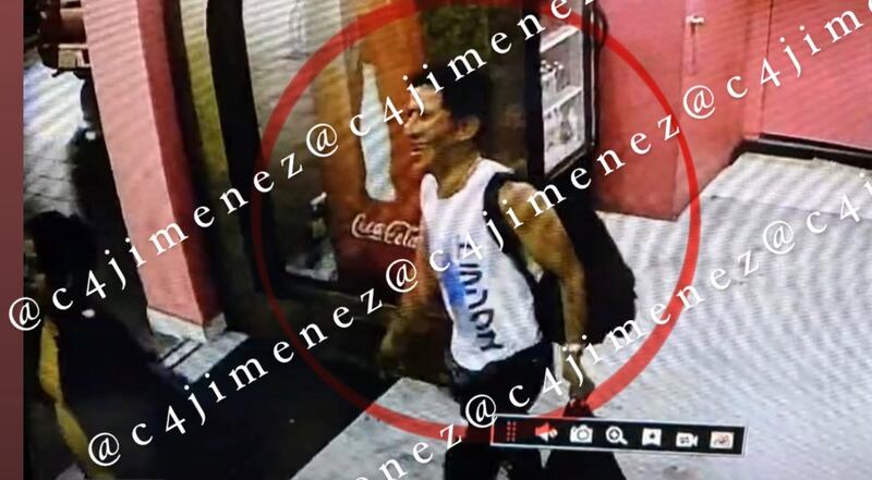 Feminicida sonríe tras asesinar a una mujer