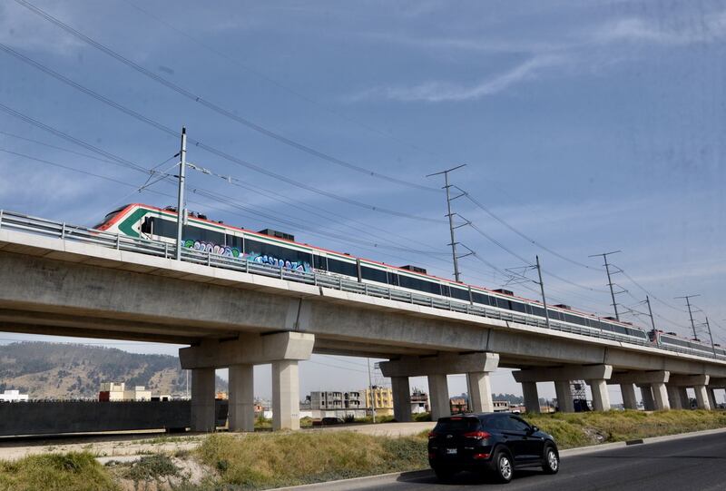 Historia del Tren México-Toluca que no entregó Peña Nieto