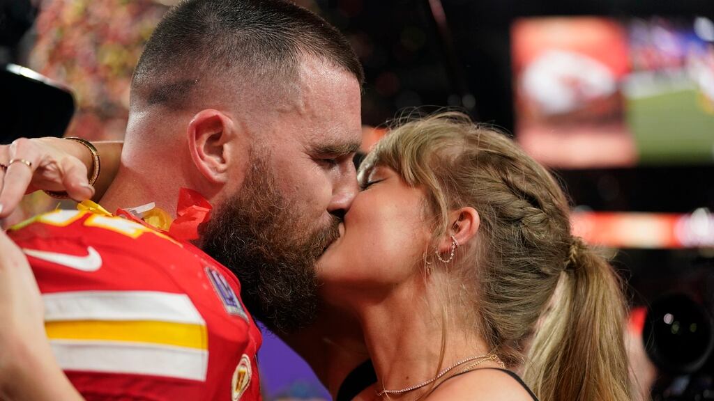 Tavis Kelce y Taylor Swift