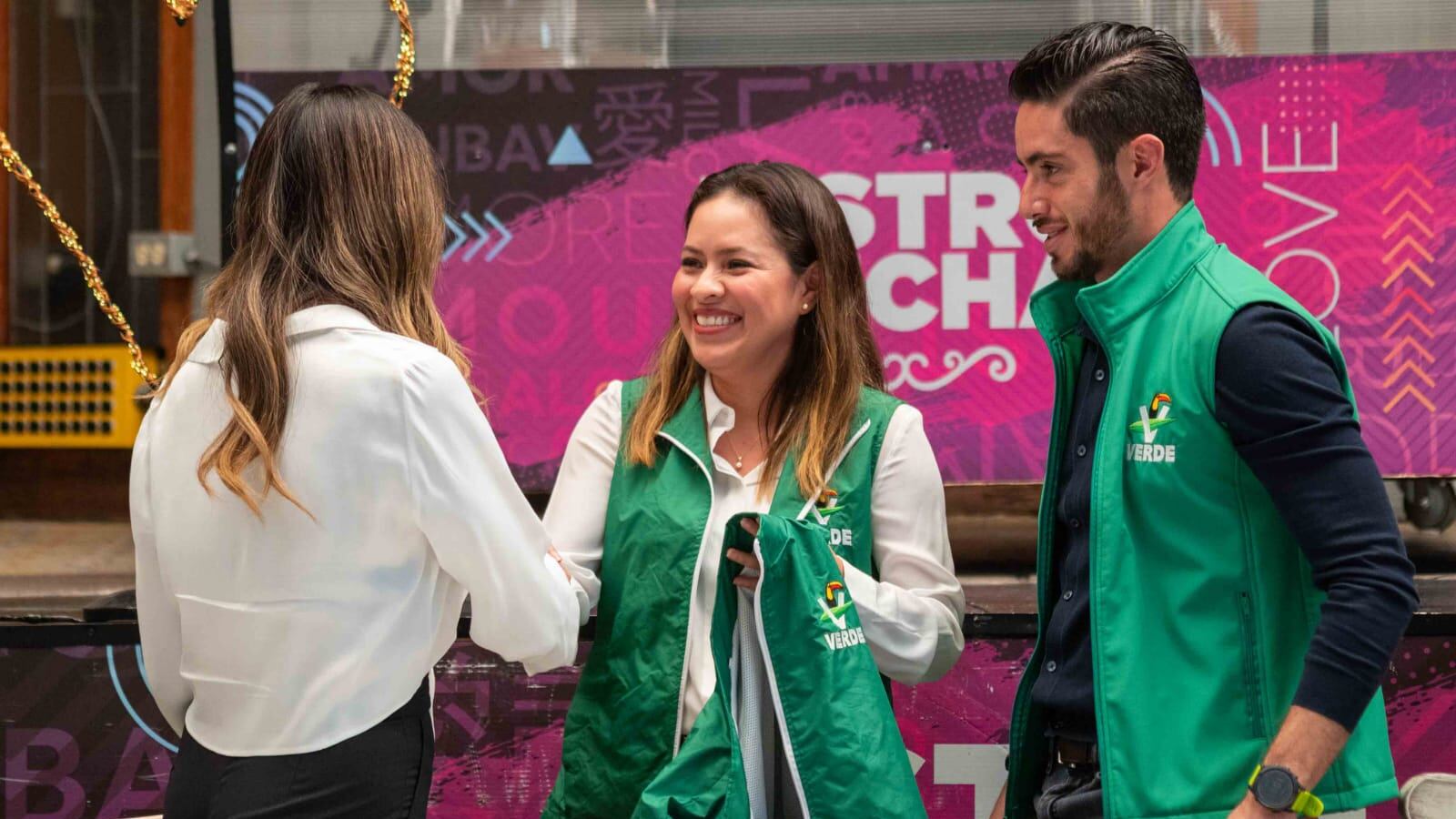 Gloria Vanessa Linares Zetina se suma al proyecto de “Pepe” Couttolenc en apoyo a Delfina Gómez.