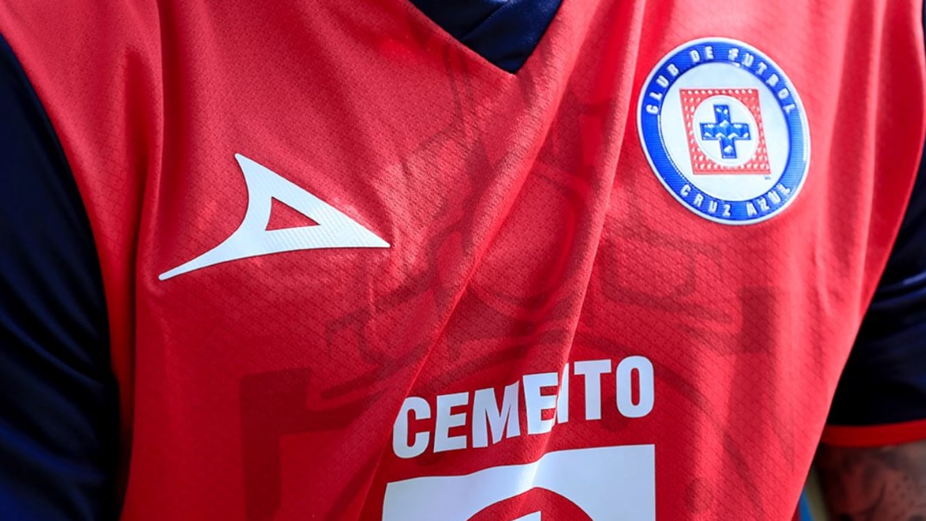 Jersey alternativo de Cruz Azul para la temporada 2024-2025.