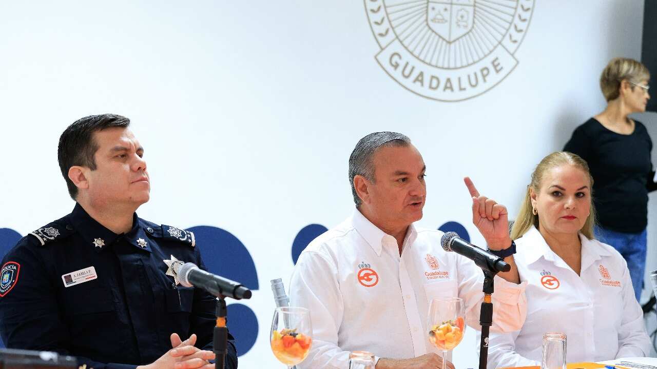 García se reunió con el Cabildo y secretarías.