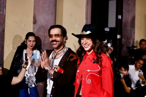 Alejandro Fernández y Karla Laveaga presentaron su marca de ropa: “Queríamos traer el rancho a la ciudad”