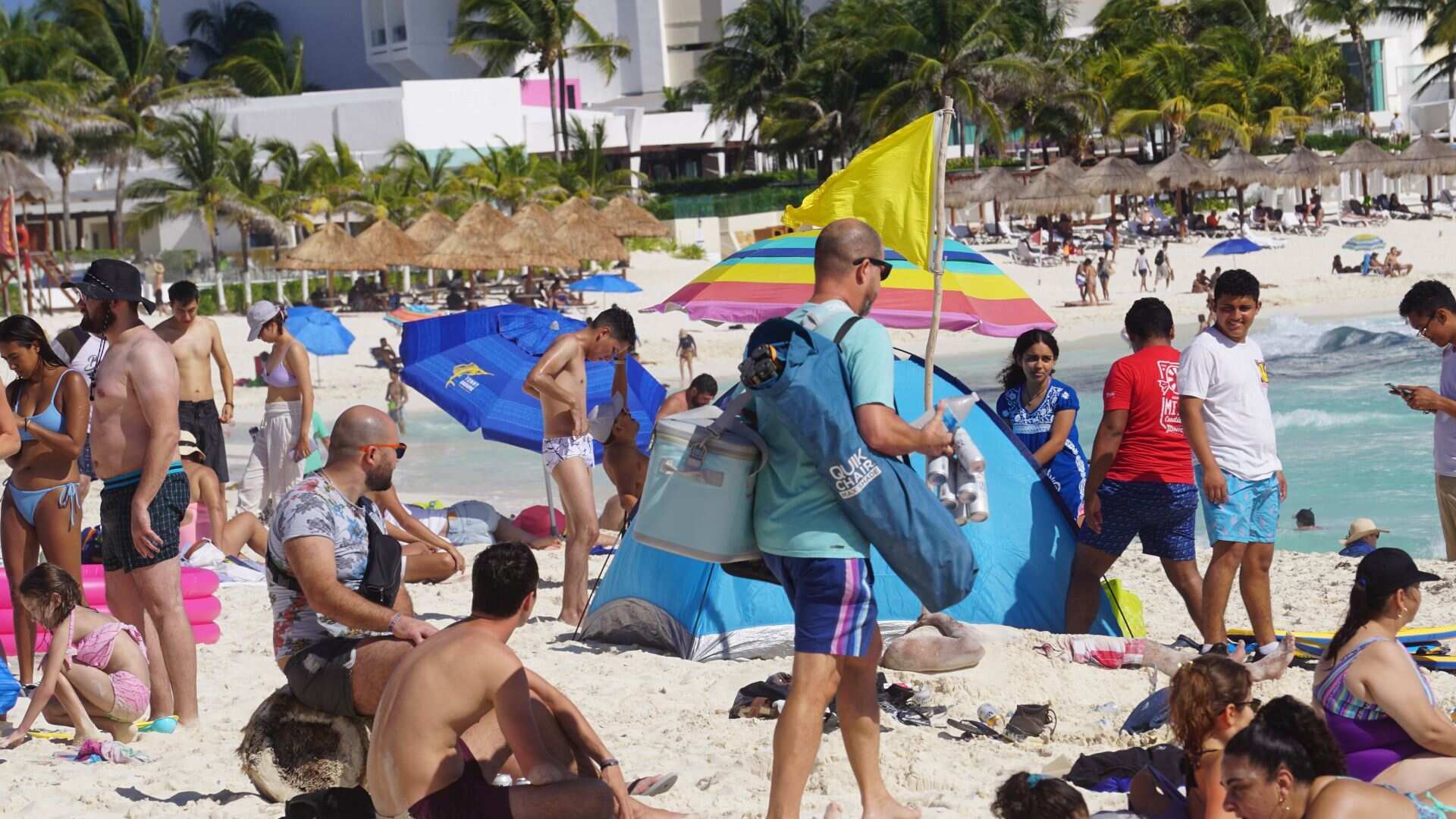Los paquetes de viaje a la playa, para dos personas, supera 42 mil pesos; lo mínimo son 5 mil pesos en un destino cerca de la ciudad, de ida y vuelta.