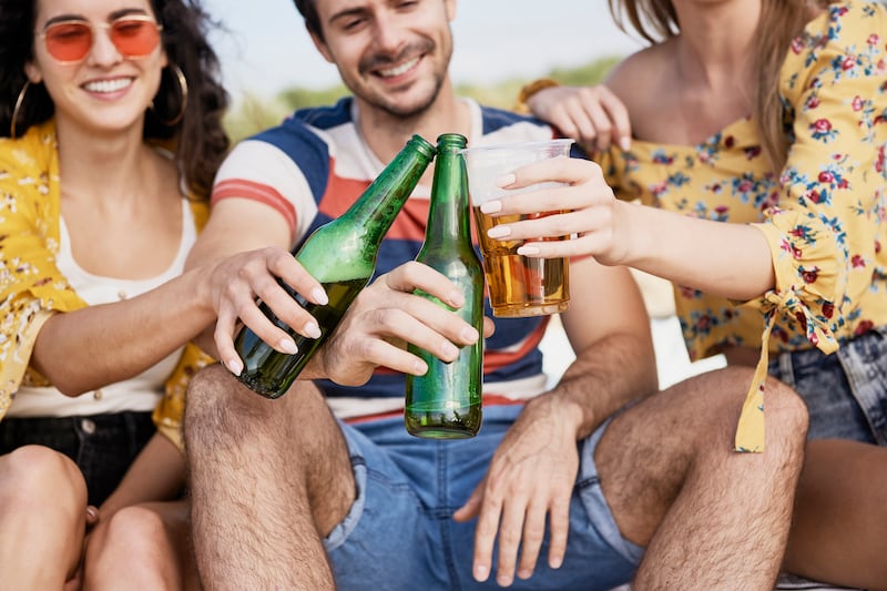 Las fiestas sin alcohol llegan a la ciudad como parte de una tendencia global. Y para apoyar esta tendencia se lanza una serie de fiestas en lugares inesperados para demostrar que el disfrute no necesita pretextos, ni alcohol