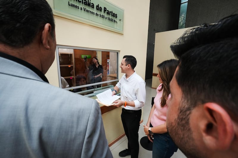 Colosio Riojas presenta iniciativa para frenar la demolición prematura de obra pública