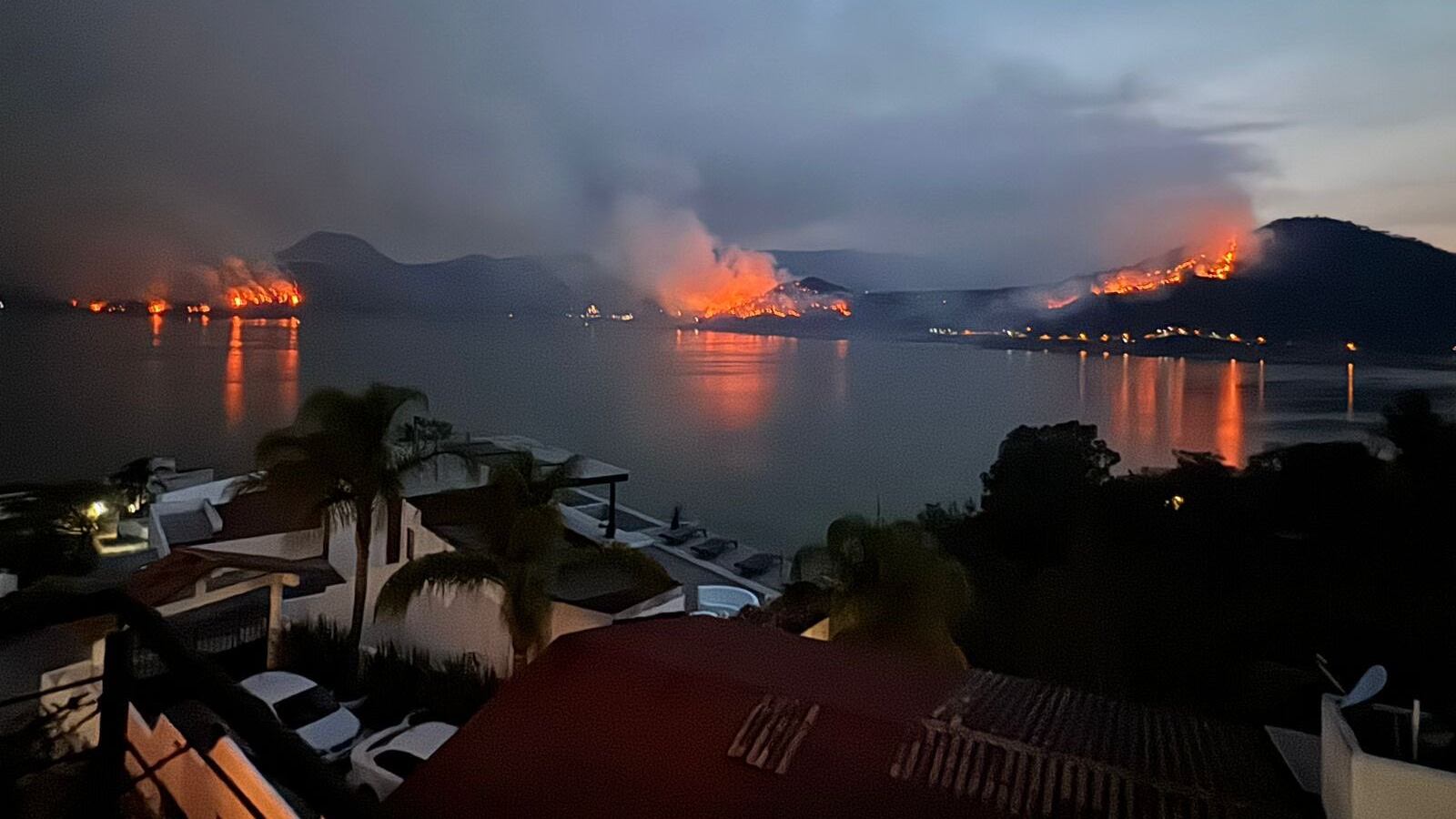 (Vía X Genaro Lozano)