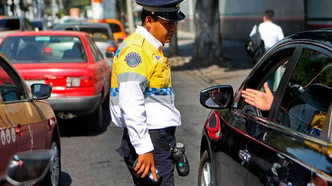 Policía de tránsito CDMX