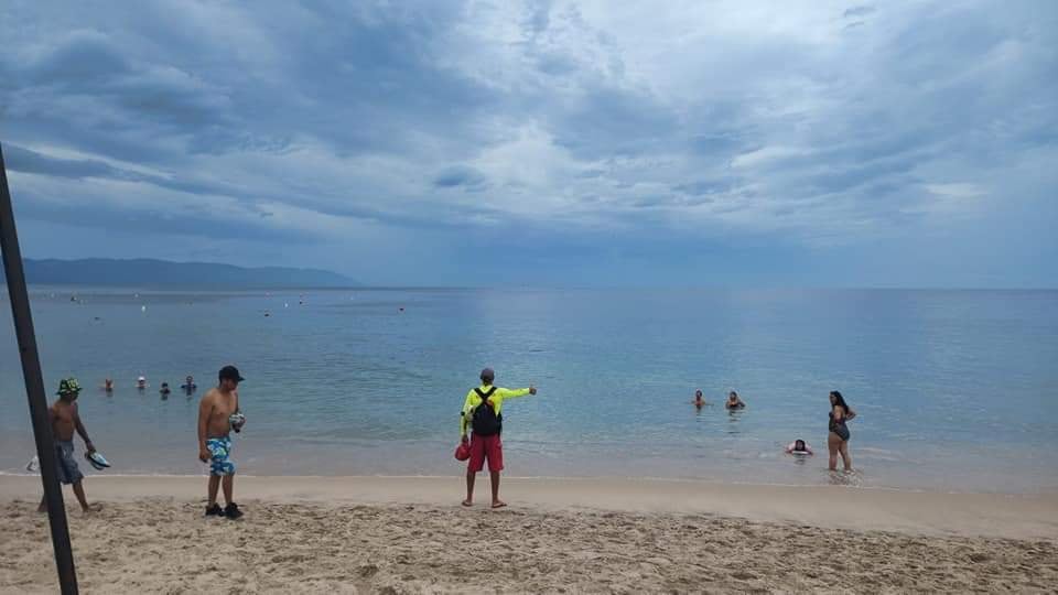 En agosto de 2021, el paso del huracán Nora causó severos estragos en Puerto Vallarta.