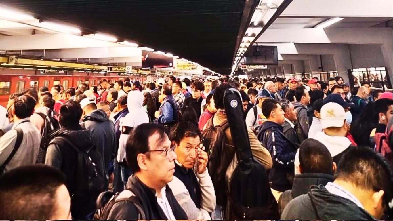 Linea 3 del Metro con problemas en el servicio