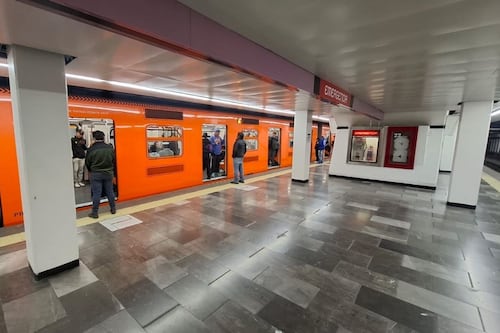Quejas en el Metro CDMX por servicio lento, vagones sucios y problemas de ventilación