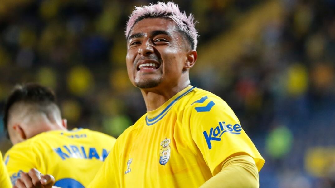 Julián Araujo marcó su segundo gol en Europa.