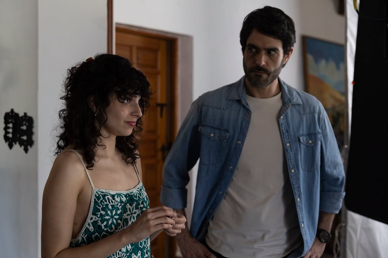 Consuelo Duval y Giselle Kuri desatan el caos nupcial en ‘Bodas S.A.’